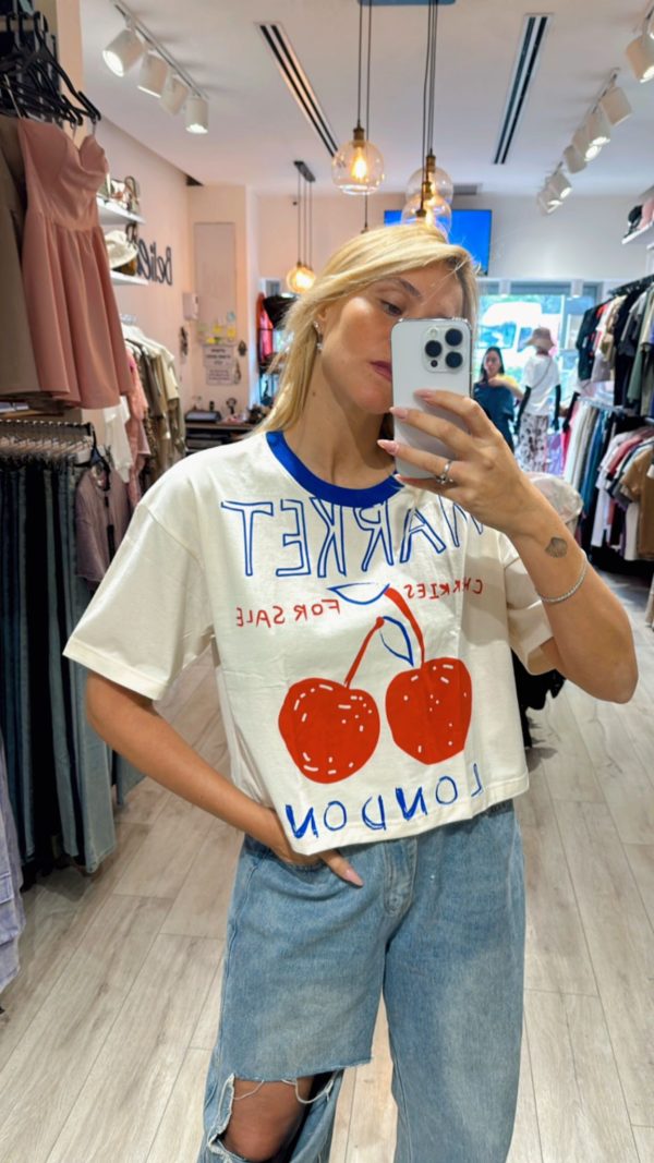 חולצת דובדבן