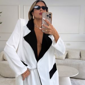 חליפה שחור לבן